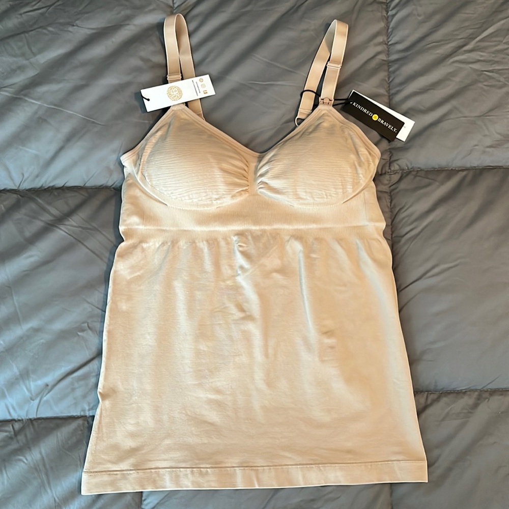 Kindred Bravely Beige Pumping/Nursing Tank Size M-Busty